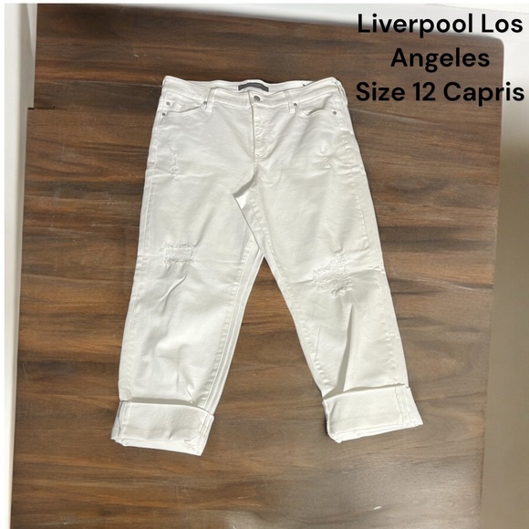 Liverpool Other - Liverpool Los Angeles, Size 12, White Capris. N28